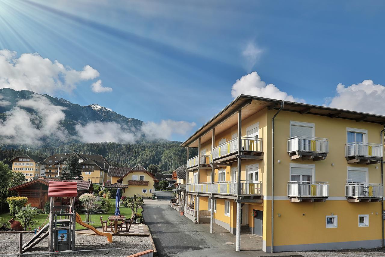 Hotel Garni Zerza 3*