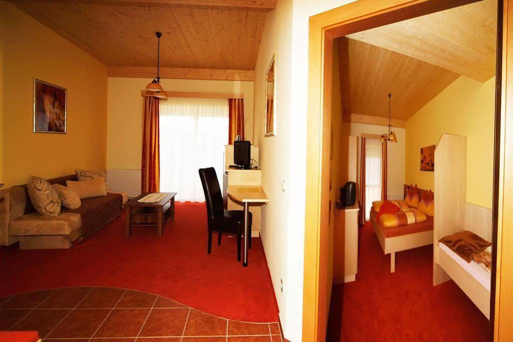 Hotel-garni Zerza 3*